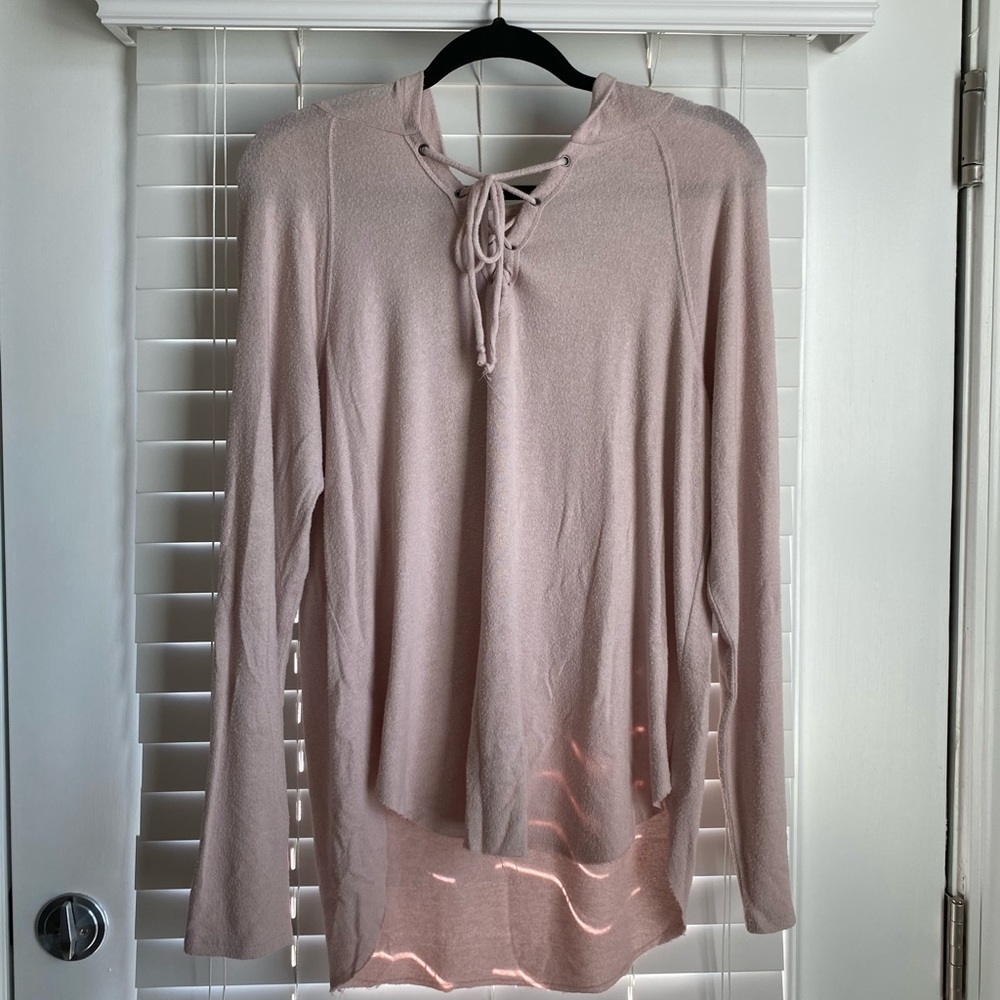 long sleeve, hooded top
